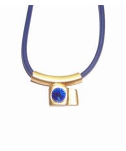 Talisman auriu din metal cu stras albastru